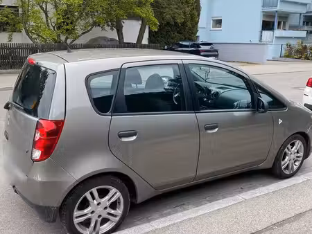Mitsubishi Colt 1.3 95 Invite