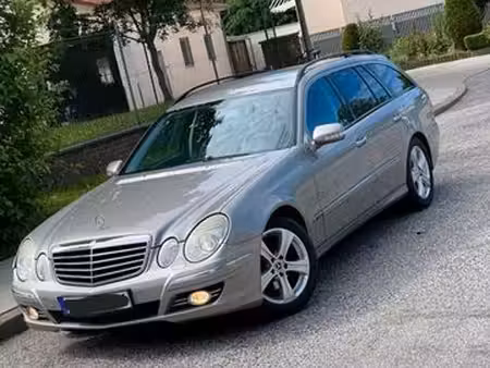 Mercedes-Benz Classe E E 200 2.1 136