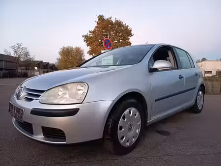 Volkswagen Golf 1.6 102 Trendline