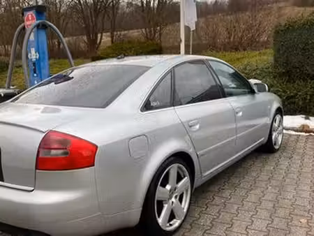 Audi A6 V6 3.0 220