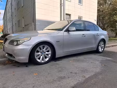 BMW Série 5 525i