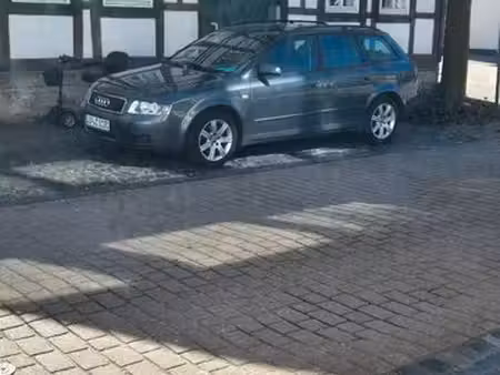 Audi A4 V6 2.4 170