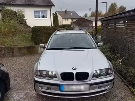 BMW Série 3 330d 3.0 183