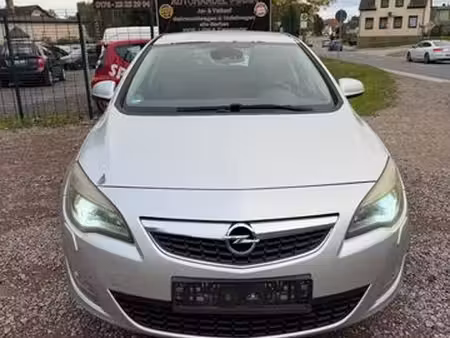 Opel Astra 2.0 165 Innovation