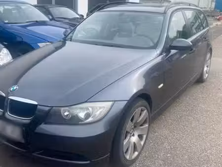 BMW Série 3 320i 2.0 150