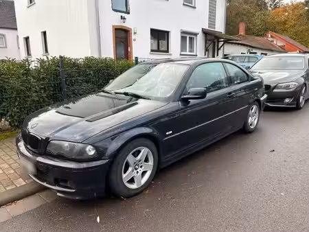 BMW Série 3 318i 1.9 118