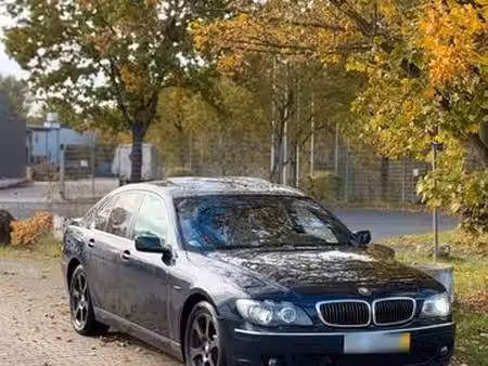 BMW Série 7 730d 3.0 231