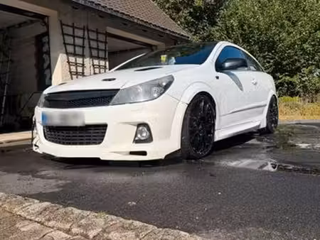 Opel Astra OPC 1.9 CDTI 150 Cosmo