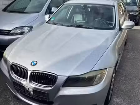 BMW Série 3 330d 3.0 245