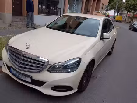 Mercedes-Benz Classe E E 200 2.1 136