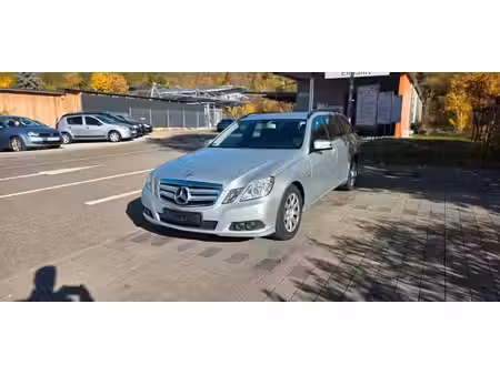Mercedes-Benz Classe E E 200 2.1 CDI 136