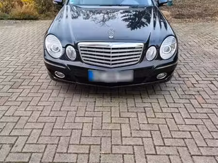 Mercedes-Benz Classe E E 200