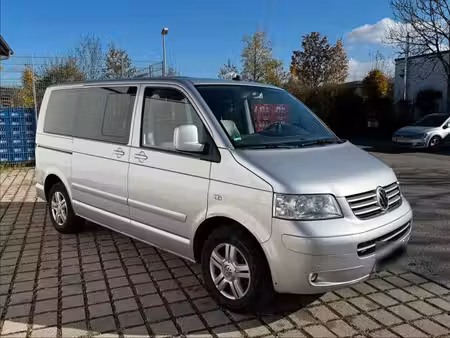 Volkswagen Transporter T5 2.5 TDI 174