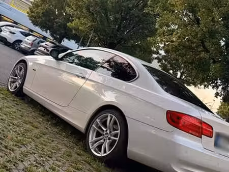 BMW Série 3 325i 3.0 218