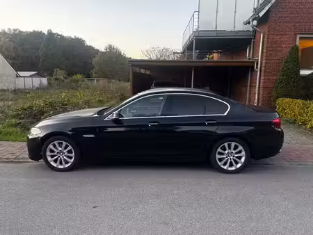 BMW Série 5 525d 2.0 218 Luxury