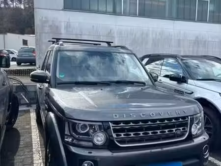 Land Rover Discovery SDV6 V6 3.0 256 HSE 4x4