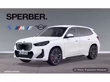 BMW iX1 