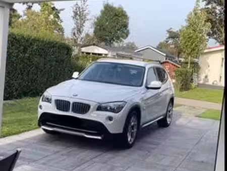 BMW X1 18d 2.0 143 sDrive