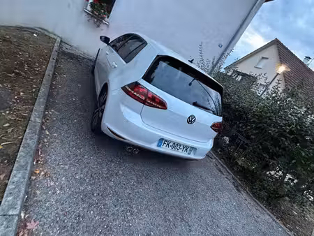 Volkswagen Golf GTD 2.0 TDI 184