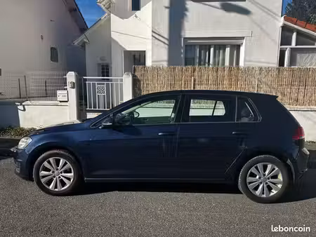 Volkswagen Golf 1.6 TDI 105
