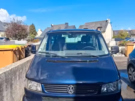 Volkswagen Transporter T4 2.5 TDI 102