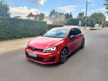 Volkswagen Golf GTI 2.0 TSI 230 Performance