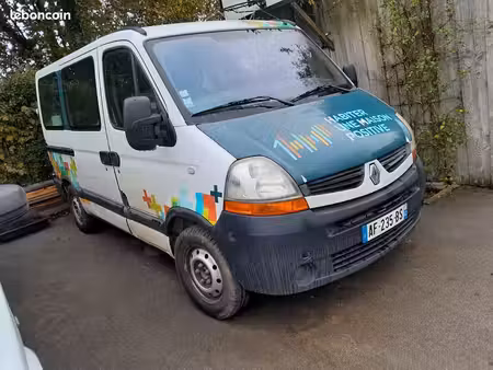 Renault Master 2.5 dCi 120