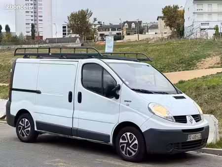 Renault Trafic 2.0 dCi 90