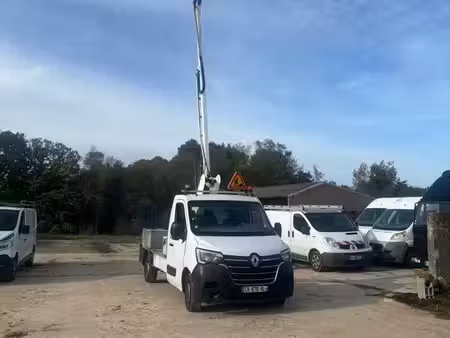 Renault Master 2.3 dCi 125