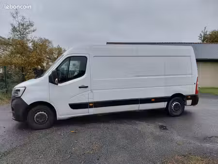 Renault Master 2.3 dCi 135