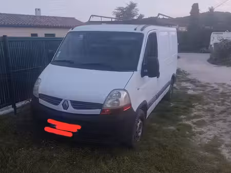 Renault Master 2.5 dCi 120