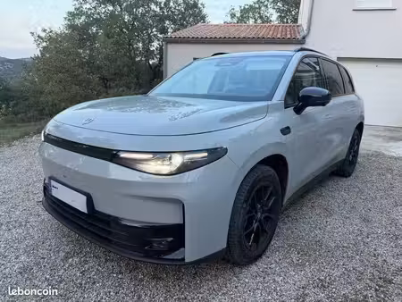 Leapmotor C10 Reev 215