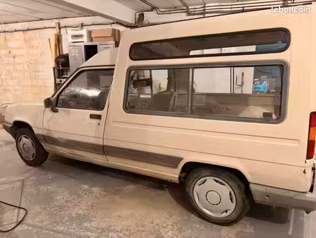 Renault Express 