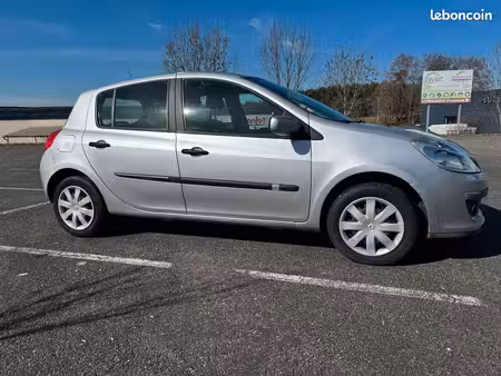 Renault Clio 1.6 110 Initiale
