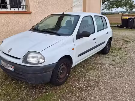 Renault Clio 1.2 58