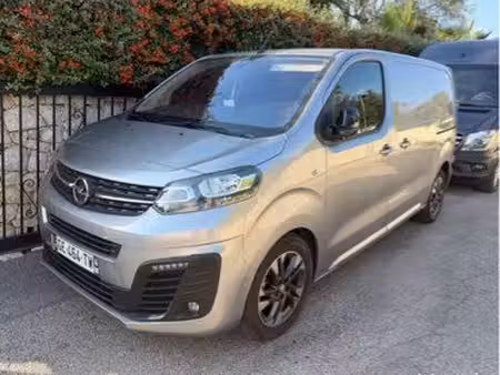 Opel Vivaro 2.0 180