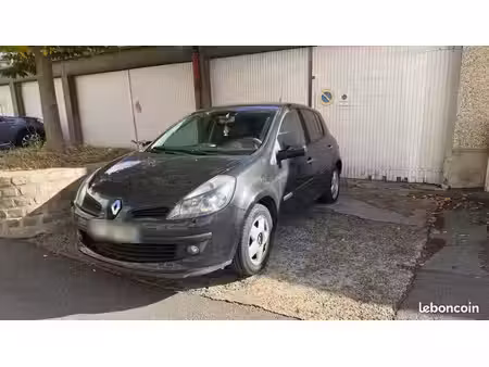 Renault Clio 1.6 110