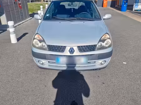 Renault Clio 1.4 98