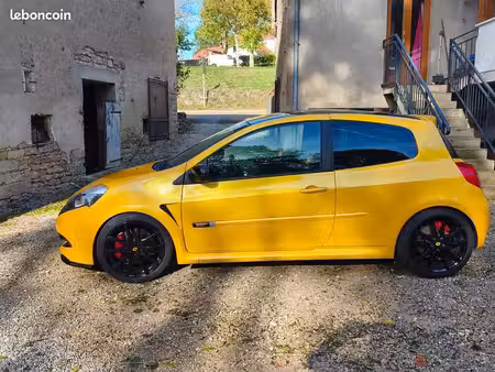 Renault Clio RS 2.0 203