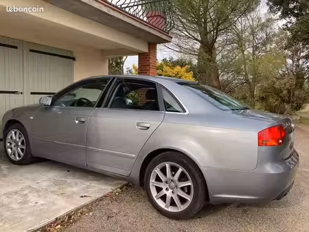 Audi A4 V6 2.5 TDI 155