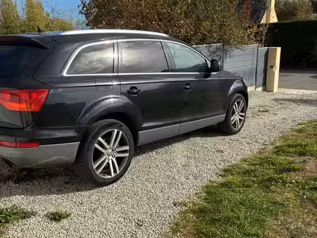Audi Q7 V8 4.2 FSI 350 Avus quattro