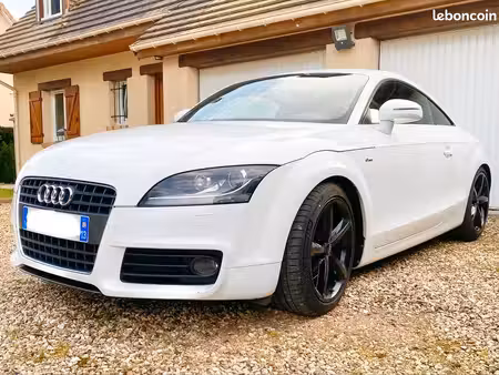 Audi TT 2.0 TFSI 200 S line