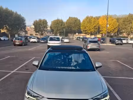Audi Q3 35 TDI 2.0 TDI 150 S line