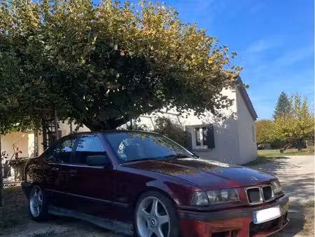 BMW Série 3 318i 1.8 115