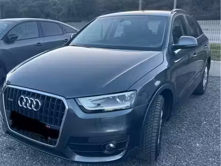 Audi Q3 2.0 TDI 140 S line quattro