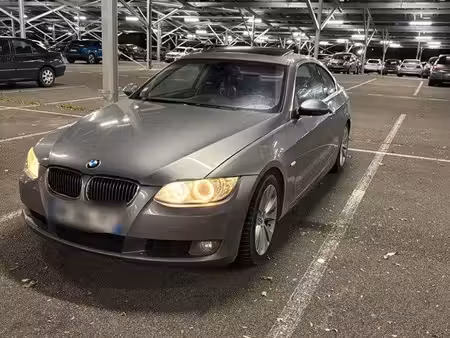 BMW Série 3 325i 218