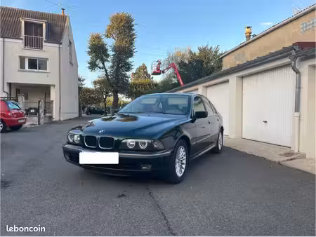 BMW Série 5 528i 2.8 193 Luxe