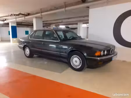 BMW Série 7 730i