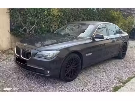 BMW Série 7 730d 3.0 245