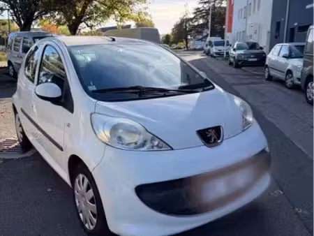 Peugeot 107 1.0 VTi 68